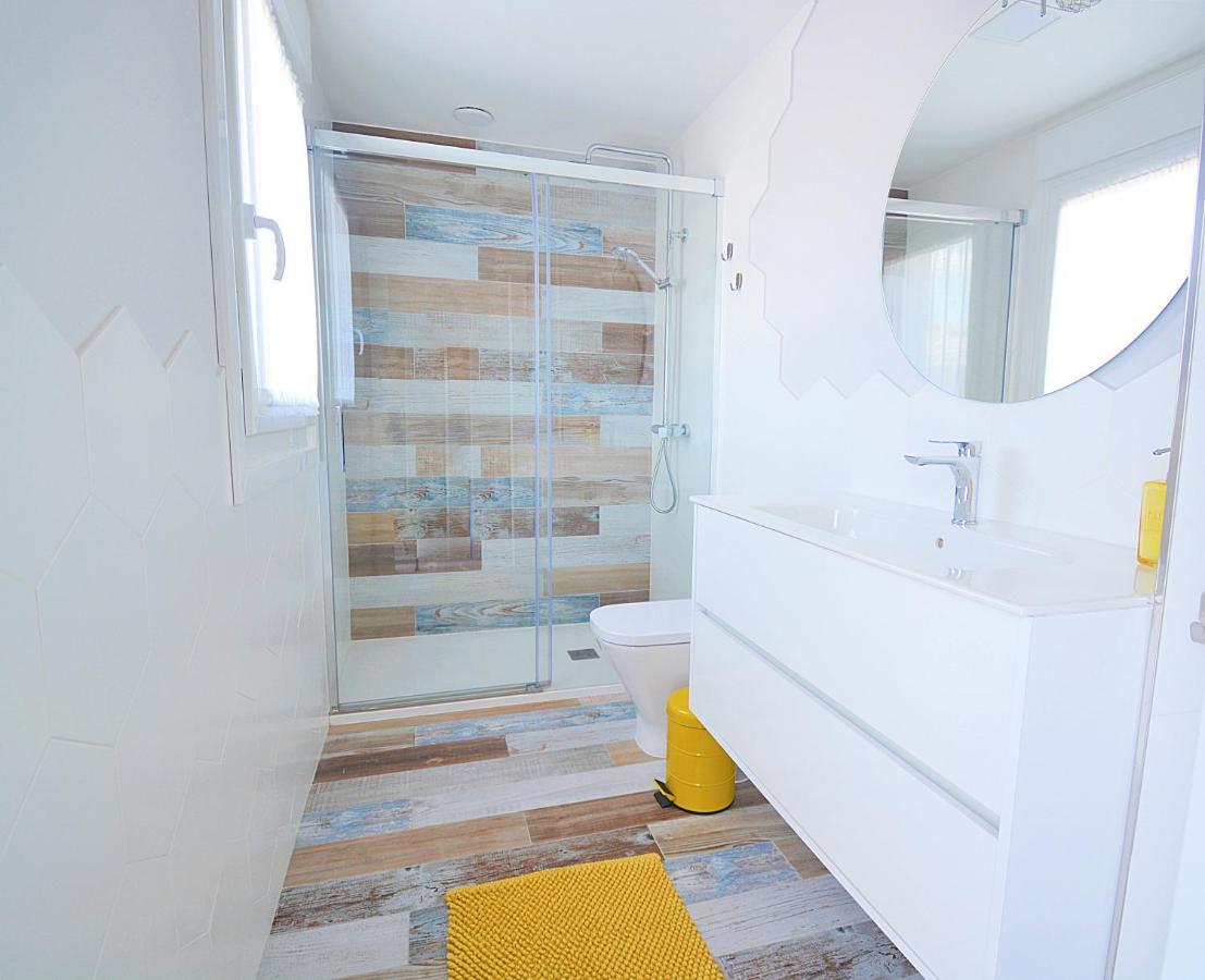 Galihost - Apartamentos Mamuela Ribadumia Ngoại thất bức ảnh